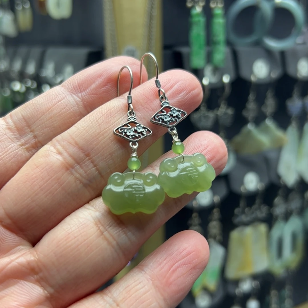 和田玉银S925镶嵌耳饰