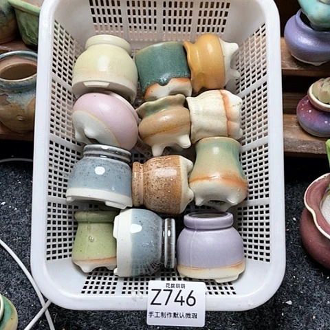 紫砂花盆746微瑕品口径3厘米左右的