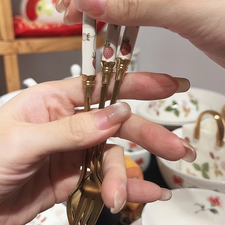 瓷片叉子叉子叉子3个