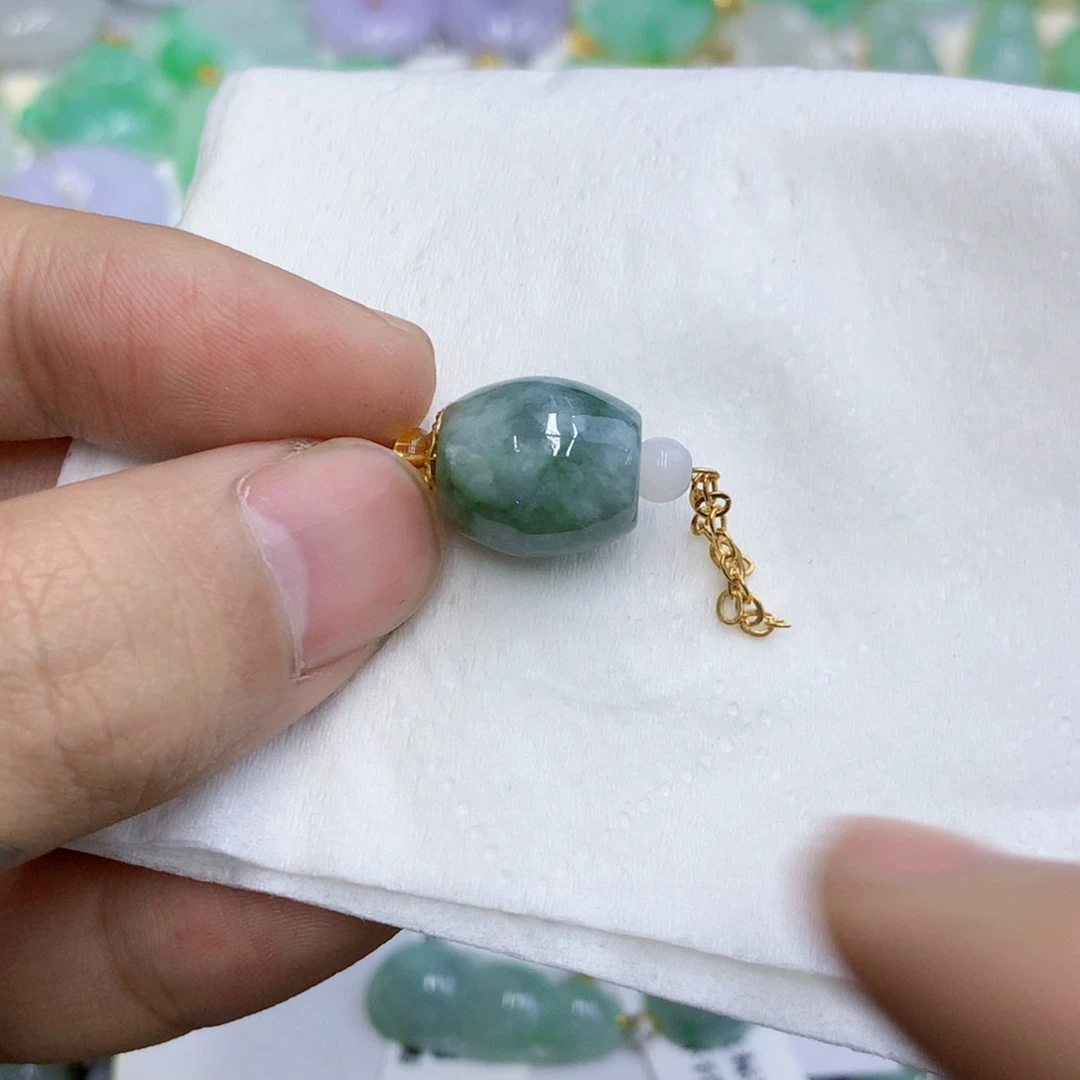 【闪购商品】颈饰未镶嵌翡翠