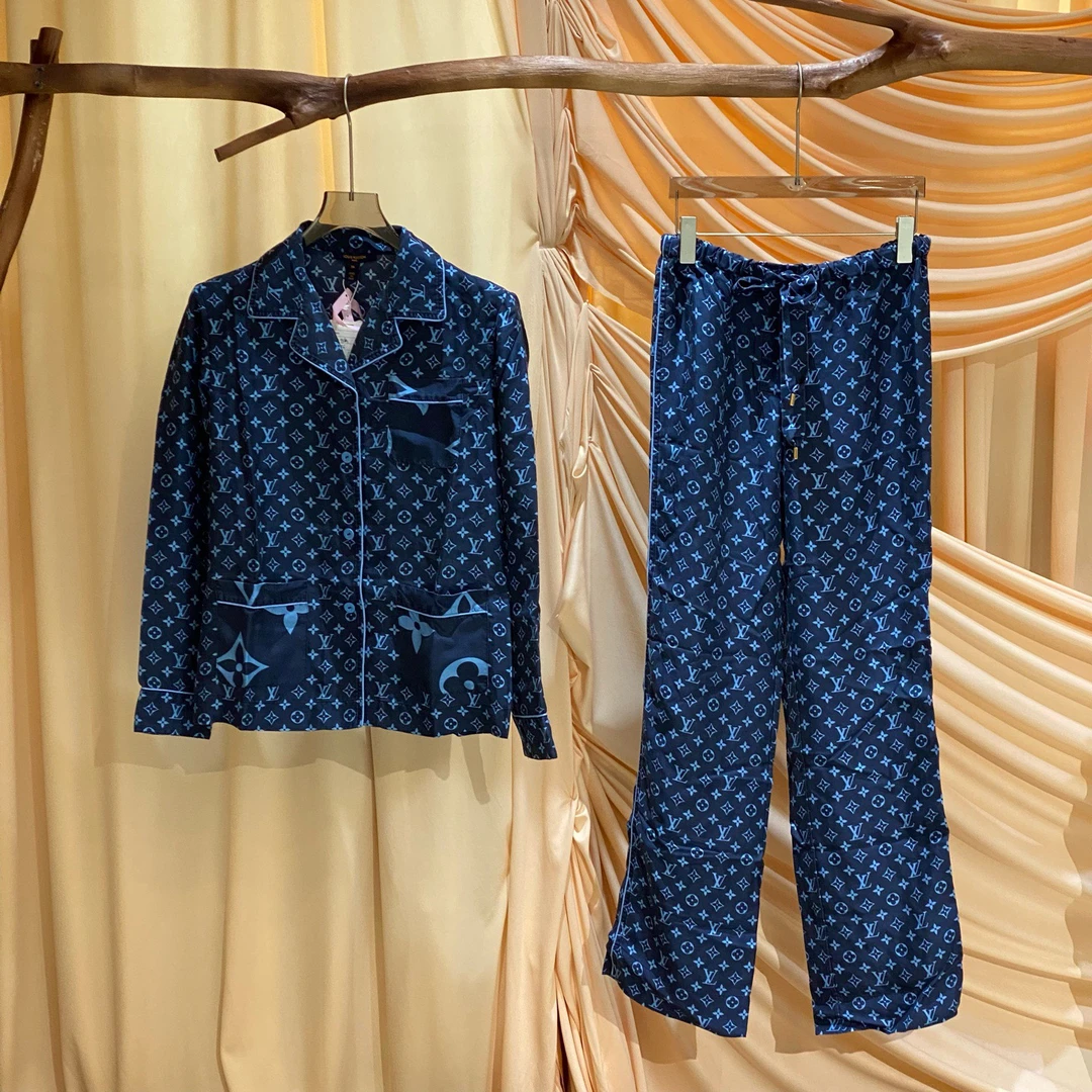 95新 LouisVuitton/路易威登 套装/上36码下34码/裤无洗标/35748