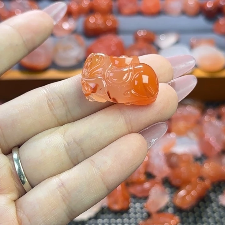 南红玛瑙未镶嵌牌子唐马