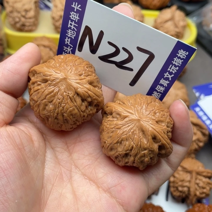 邛***屋把件文玩核桃铁锤40尺