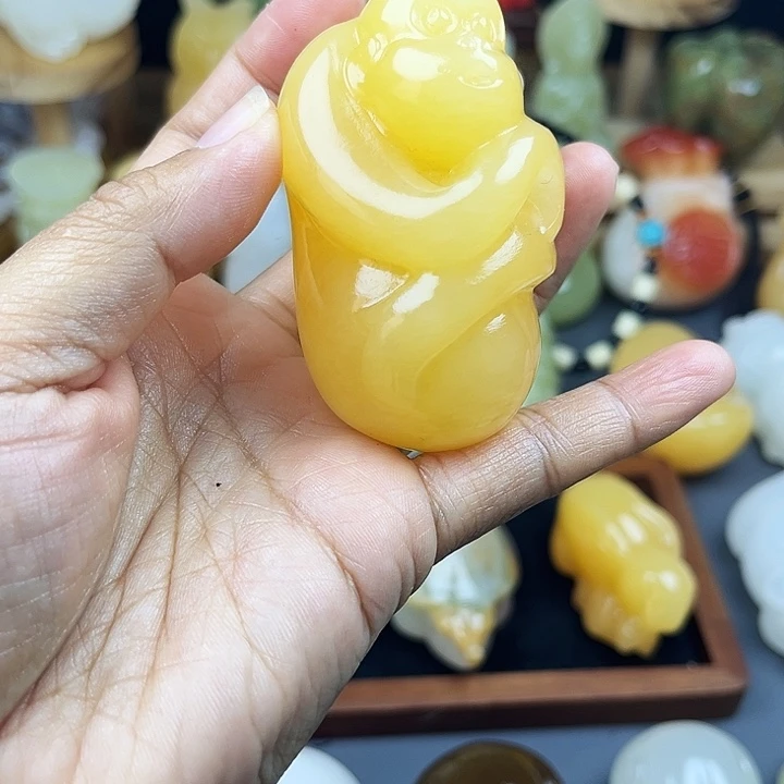 石材陪***老玉石雕刻品