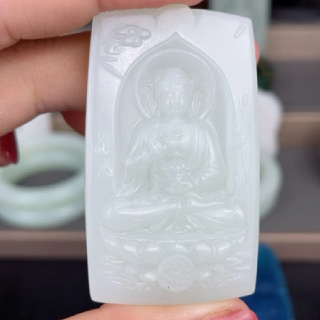 【闪购商品】颈饰未镶嵌和田玉
