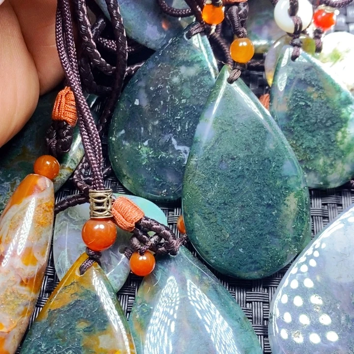 皇***岸玛瑙/玉髓未镶嵌颈饰