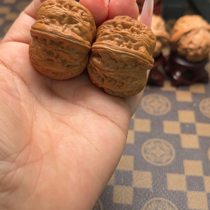 核桃39元宝文玩核桃