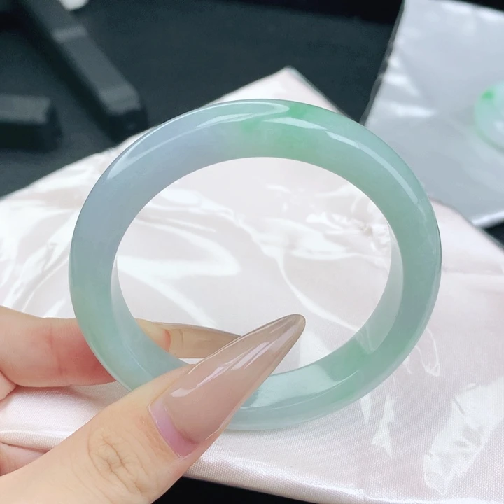 未镶嵌手镯翡翠55-56圈口