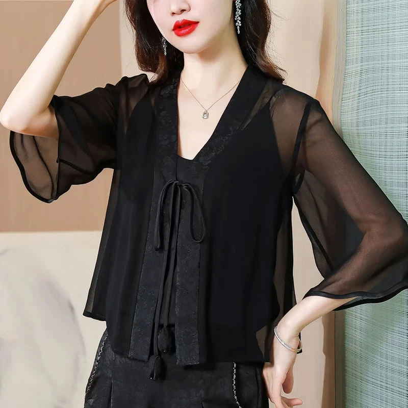 新中式小披肩外搭珍珠雪纺衫女2025夏季新款黑色开衫显瘦防晒衣女