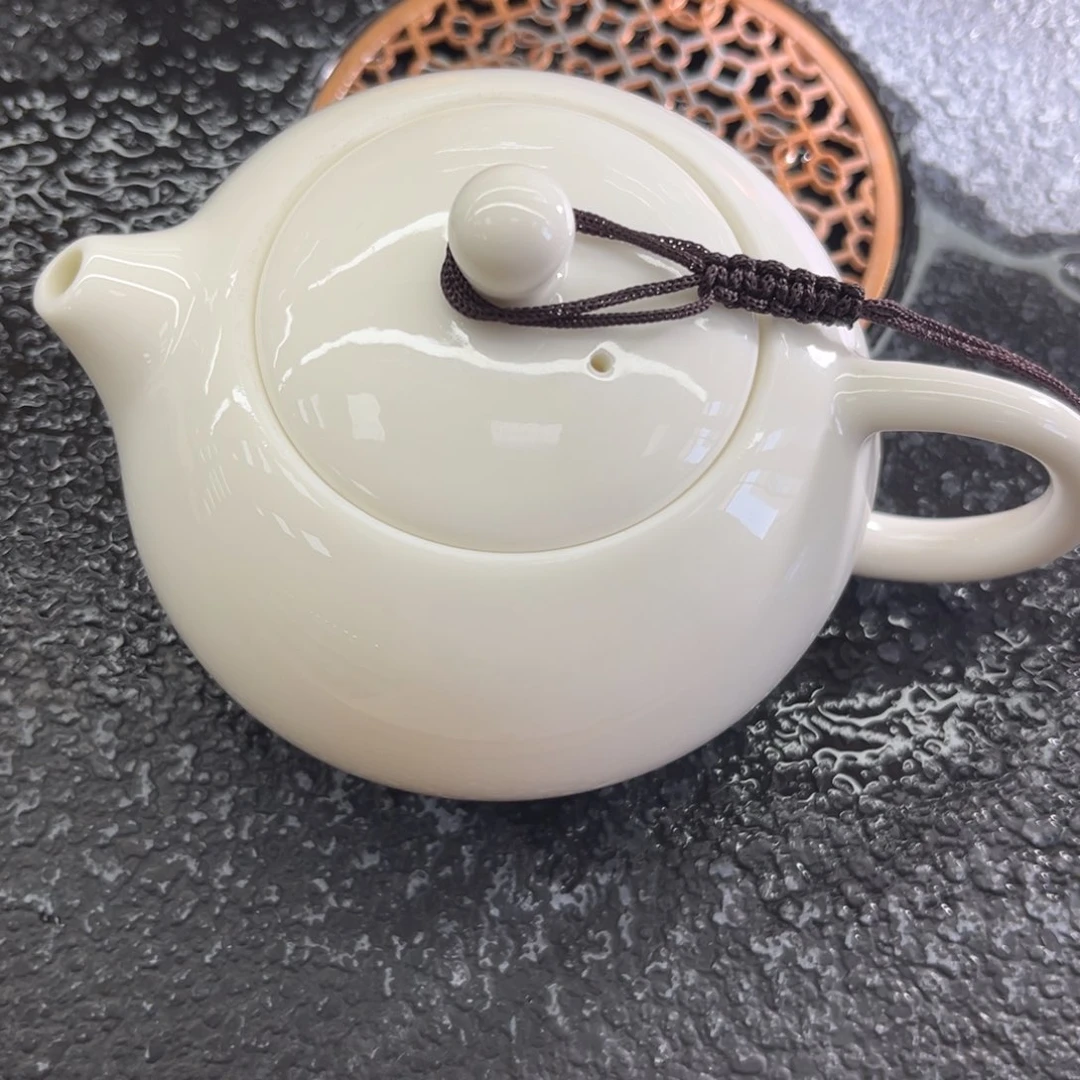 茶杯紫砂羊脂玉瓷器