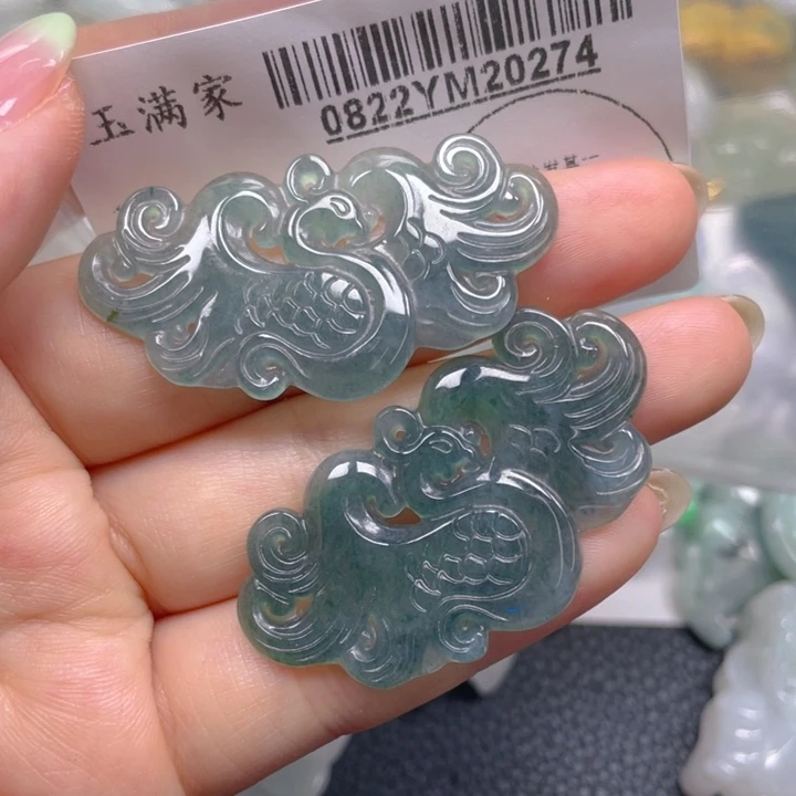 吊坠(不含链)未镶嵌翡翠
