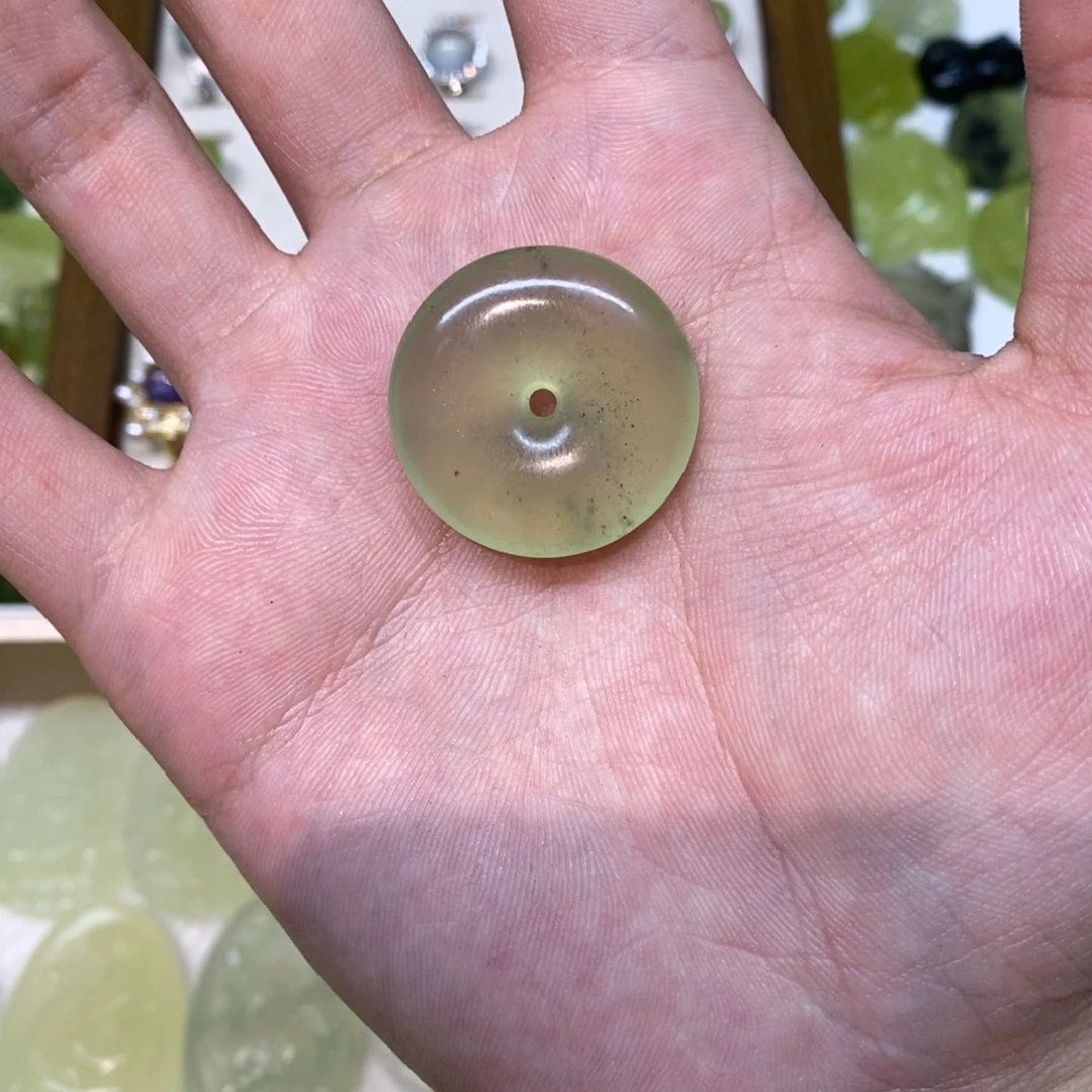 岫玉未镶嵌吊坠(不含链)