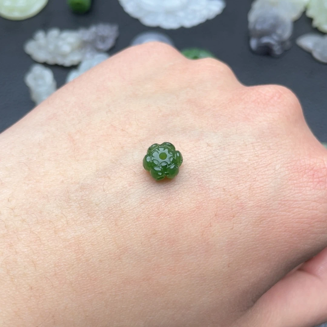 【闪购商品】和田玉颈饰未镶嵌讲*