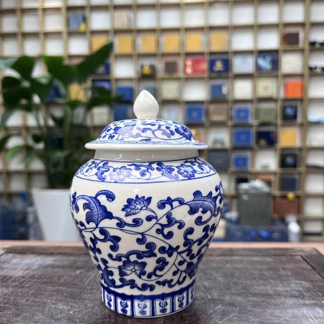 缠枝莲小将军茶叶罐-128（众）