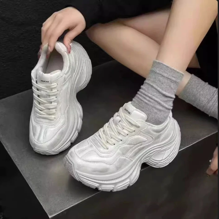真皮老爹鞋女超火2025春季新款厚底增高松糕小白鞋百搭休闲运动鞋