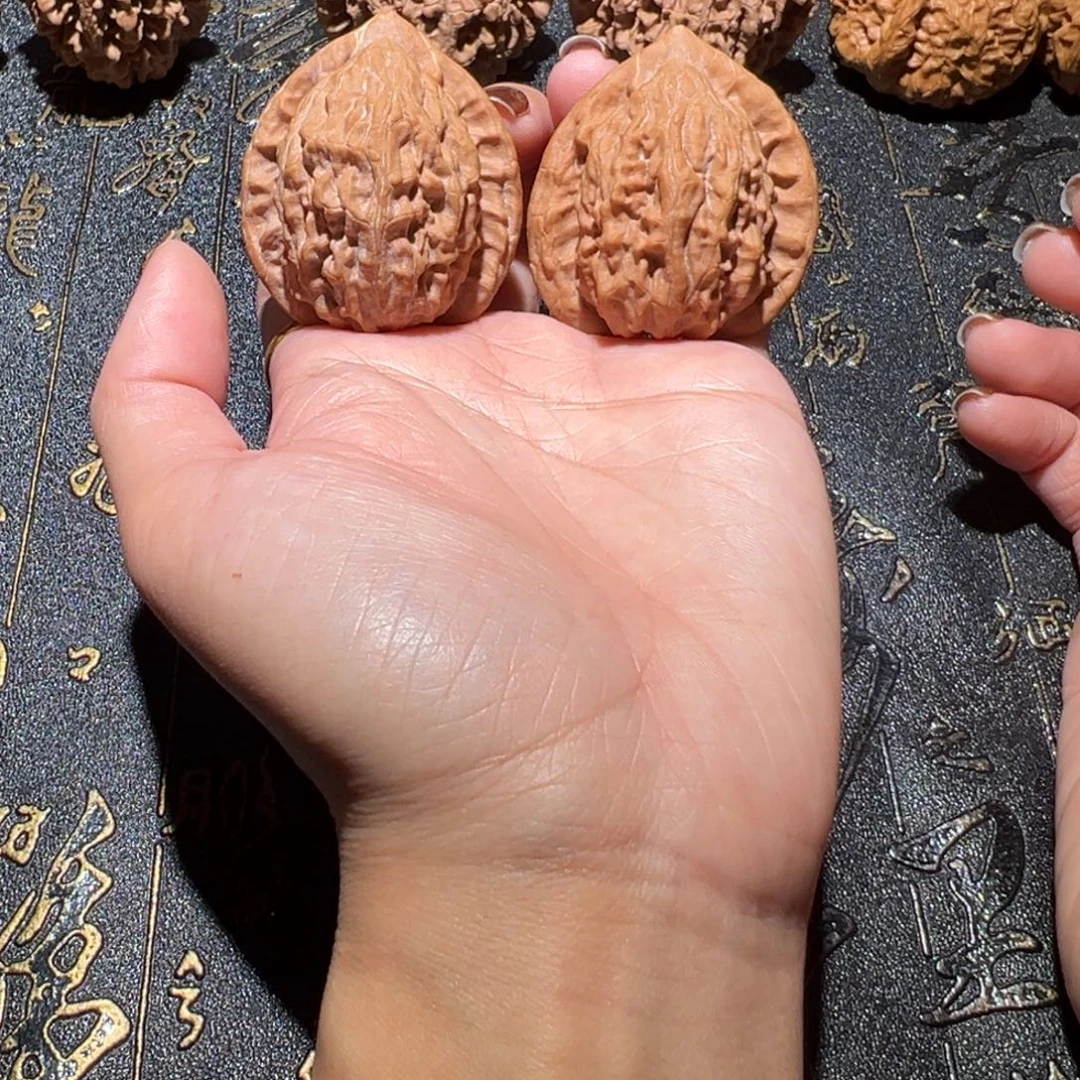 文玩核桃吊坠大红袍41手把件399