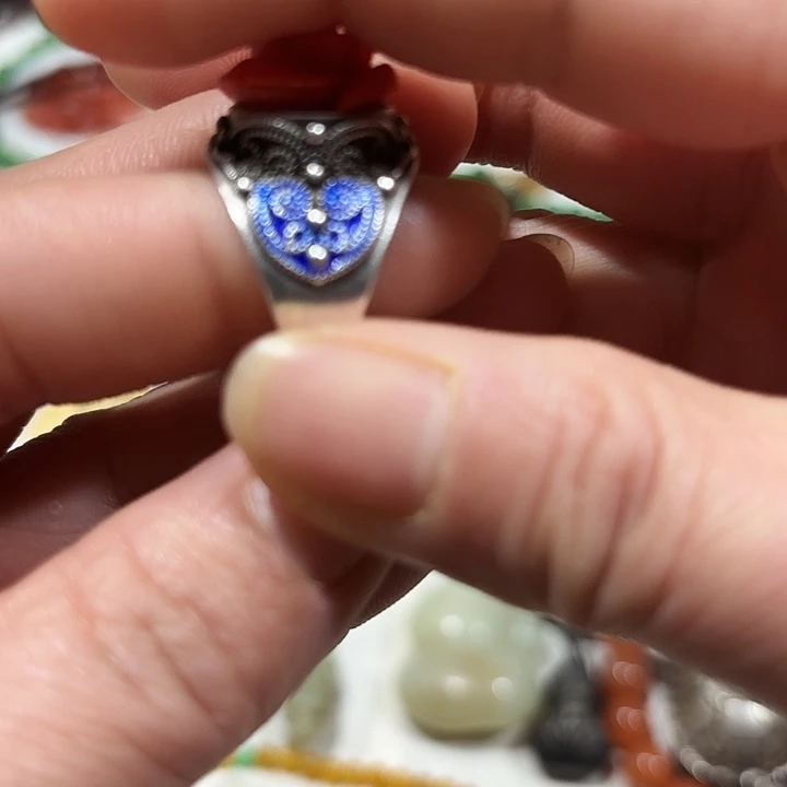 金属精美漂亮红玫瑰戒指