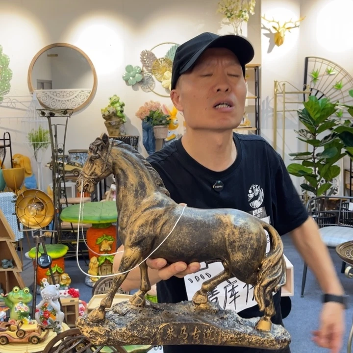 摆件哈哈哈哈哈哈哈哈