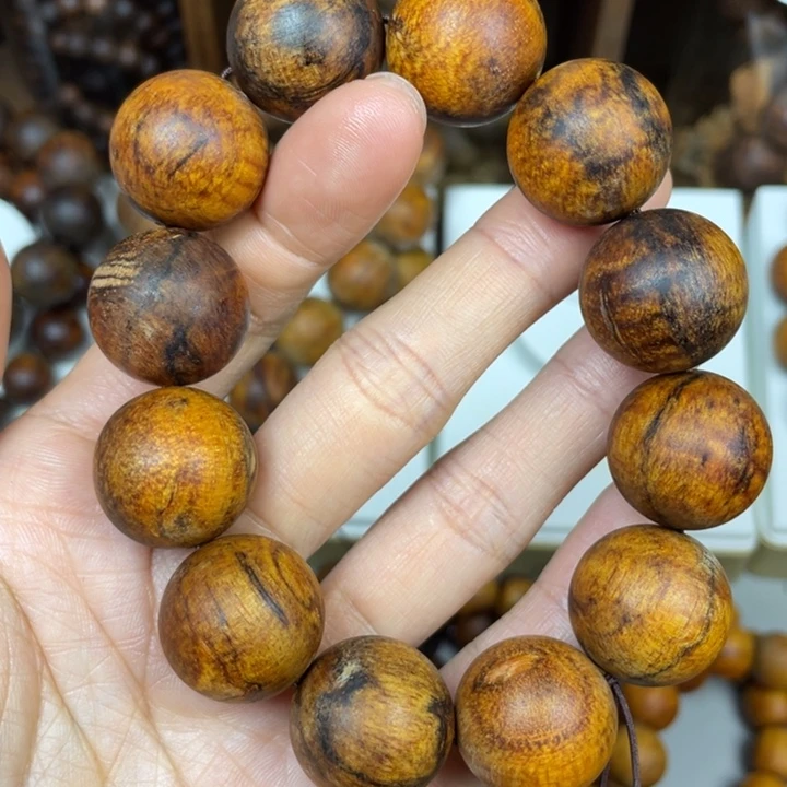 贡木把件手串手串