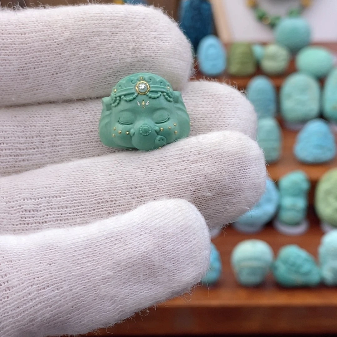 未镶嵌绿松石珠宝奇石