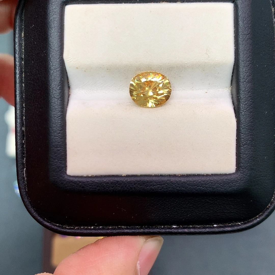 小****裸石天然锆石未镶嵌3.25克拉