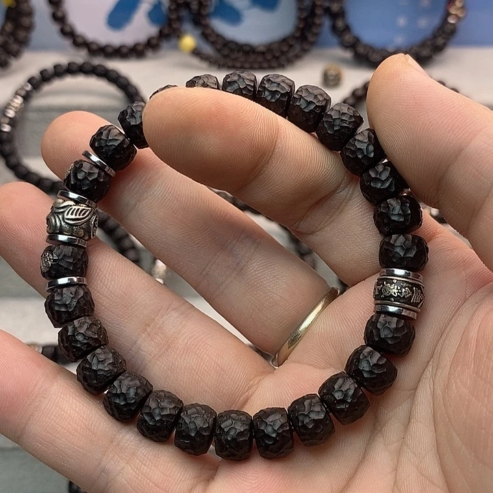 手串椰蒂8****哥9无相吞金兽上上签原生态