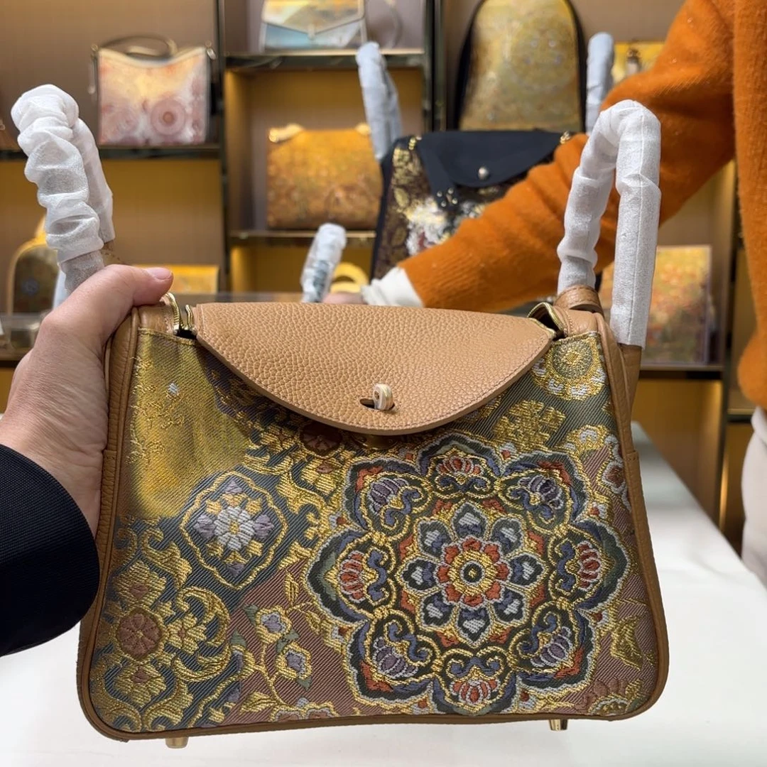 蘇***️织绣高定浮力大漏