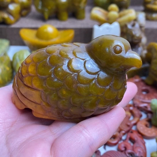 蛇纹石玉未镶嵌颈饰132