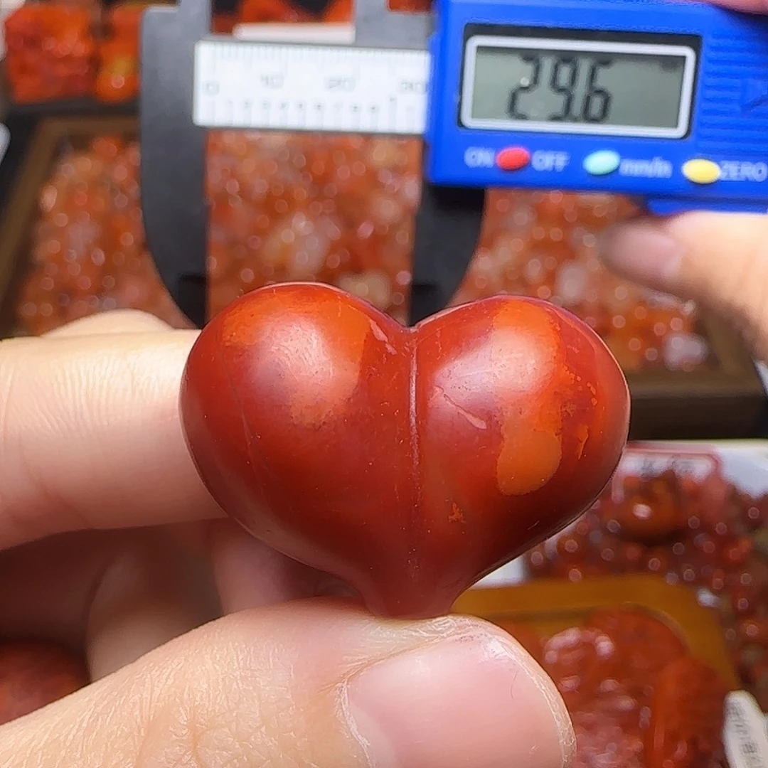 南红玛瑙未镶嵌颈饰