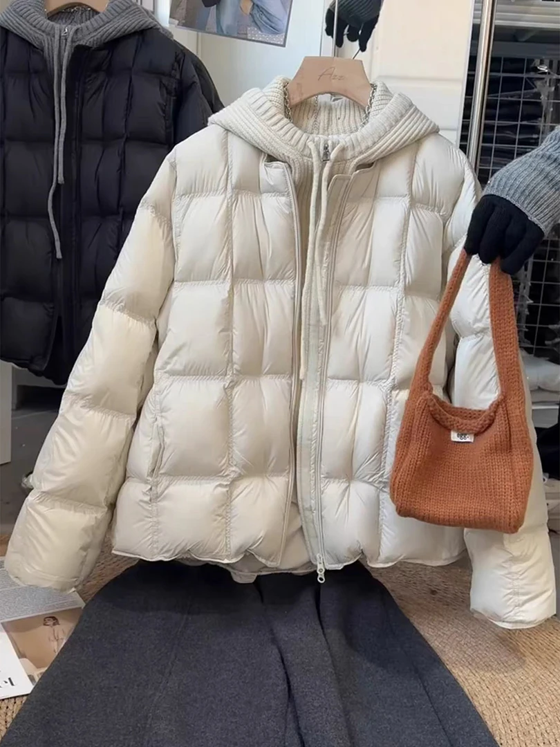 针织连帽设计感羽绒服女冬季2025新款宽松泡芙方格保暖鸭绒外套
