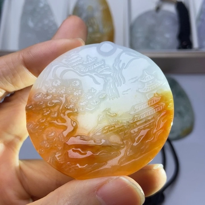 颈饰未镶嵌翡翠翡翠