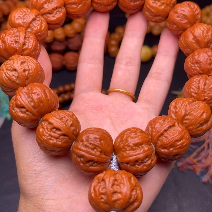 卡***卡吊坠猴头核桃矮壮元宝秋子京八愣26左右