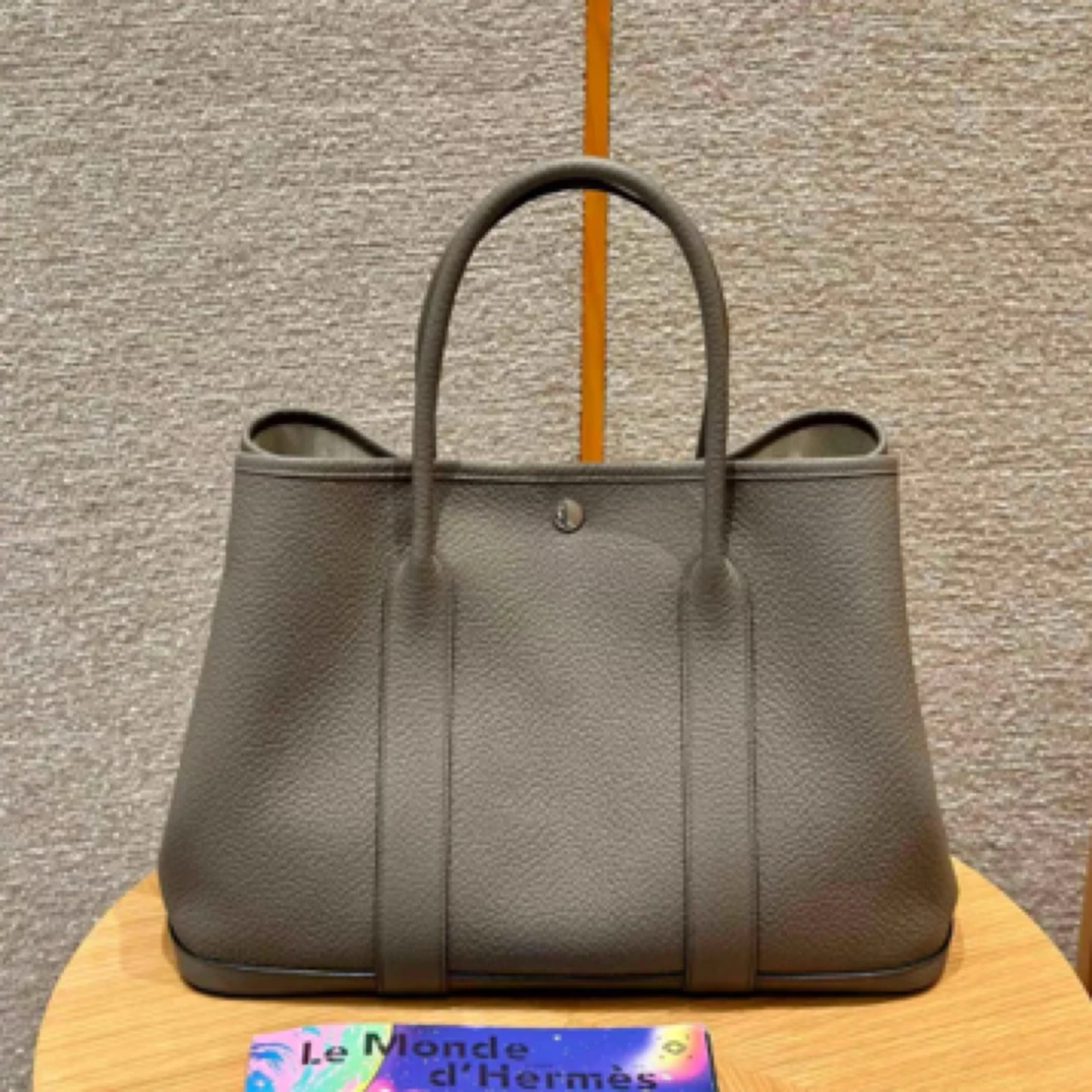 99新 Hermes/爱马仕 花园36新象灰色手提包