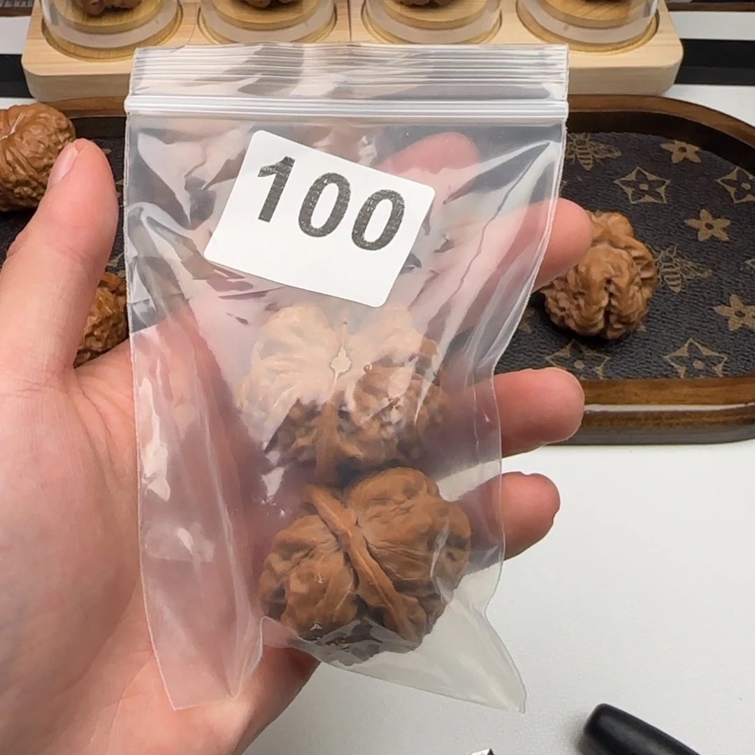 ༀ***❦文玩核桃天花板39