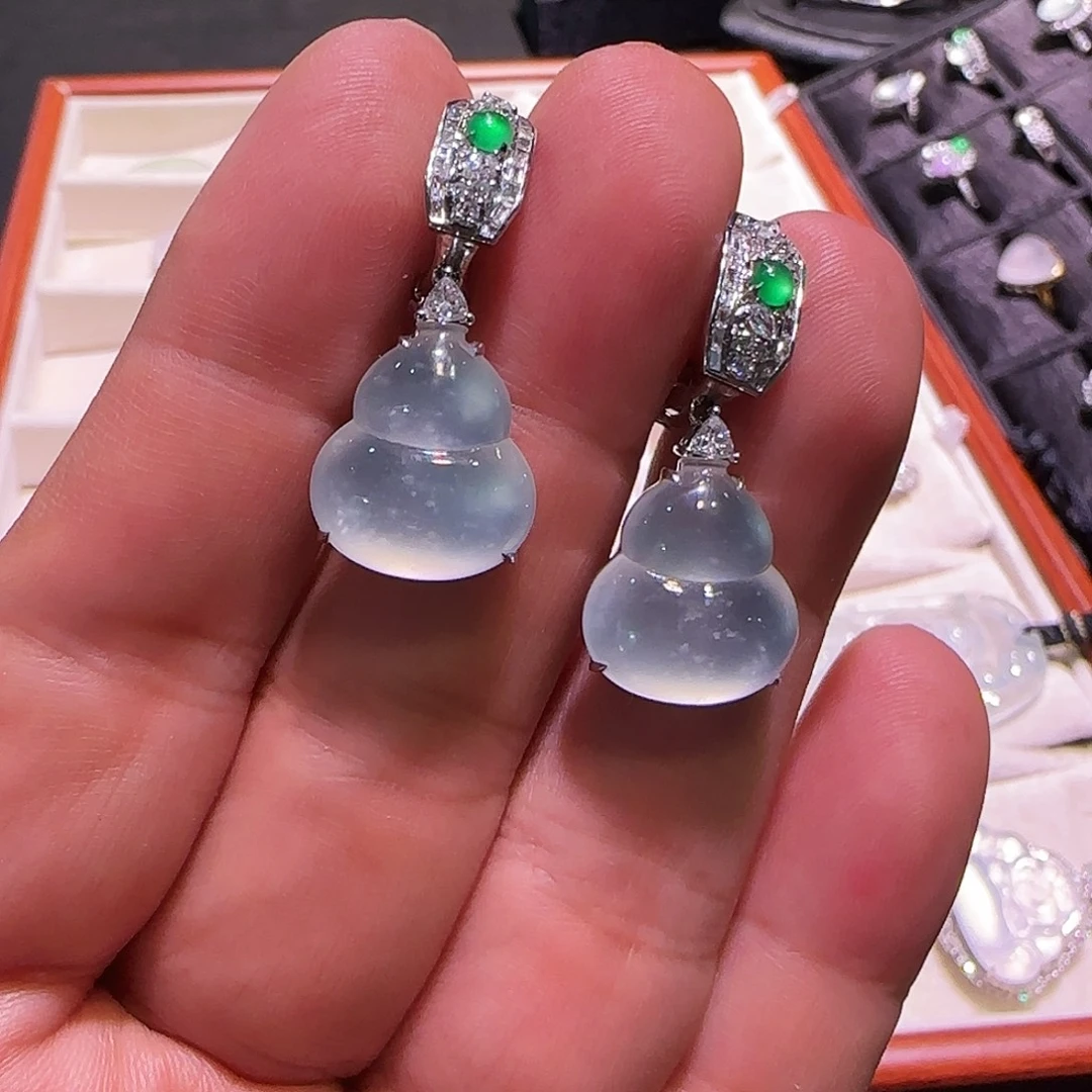 翡翠18K金镶嵌耳坠