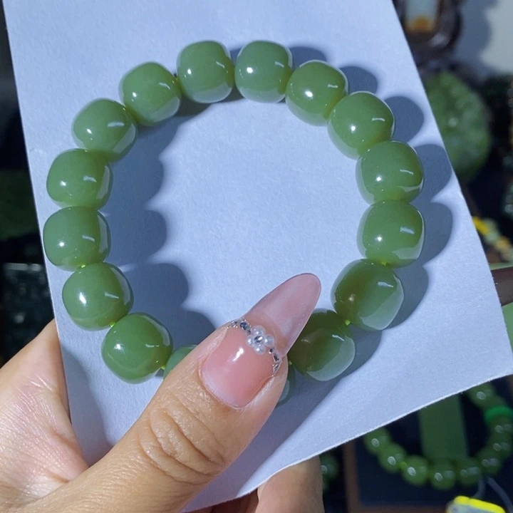 套链未镶嵌和田玉君***?