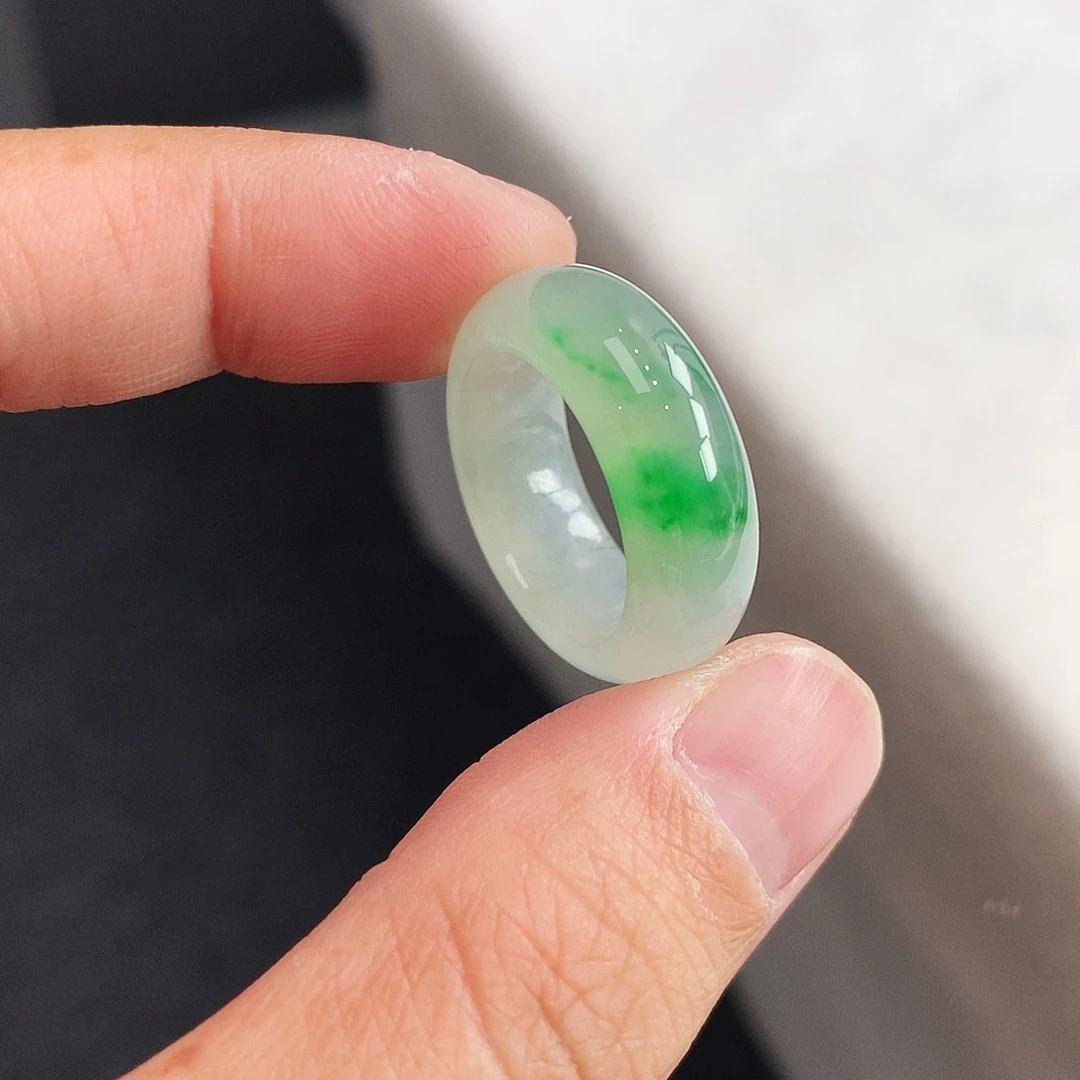 翡翠未镶嵌戒指12号