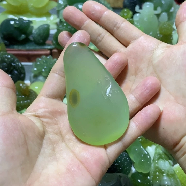【闪购商品】蛇纹石玉未镶嵌把件用****3