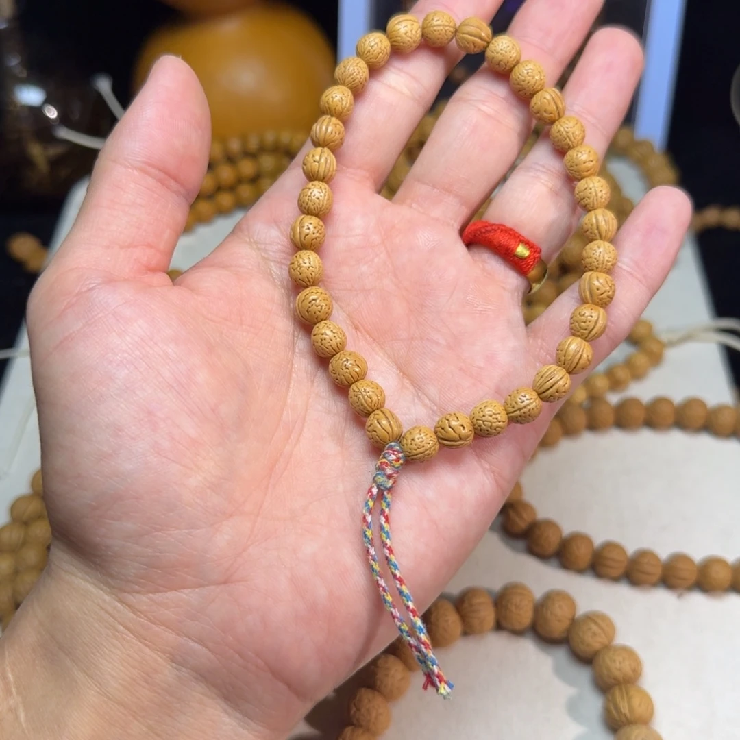 桃核吊坠0.7小桃核