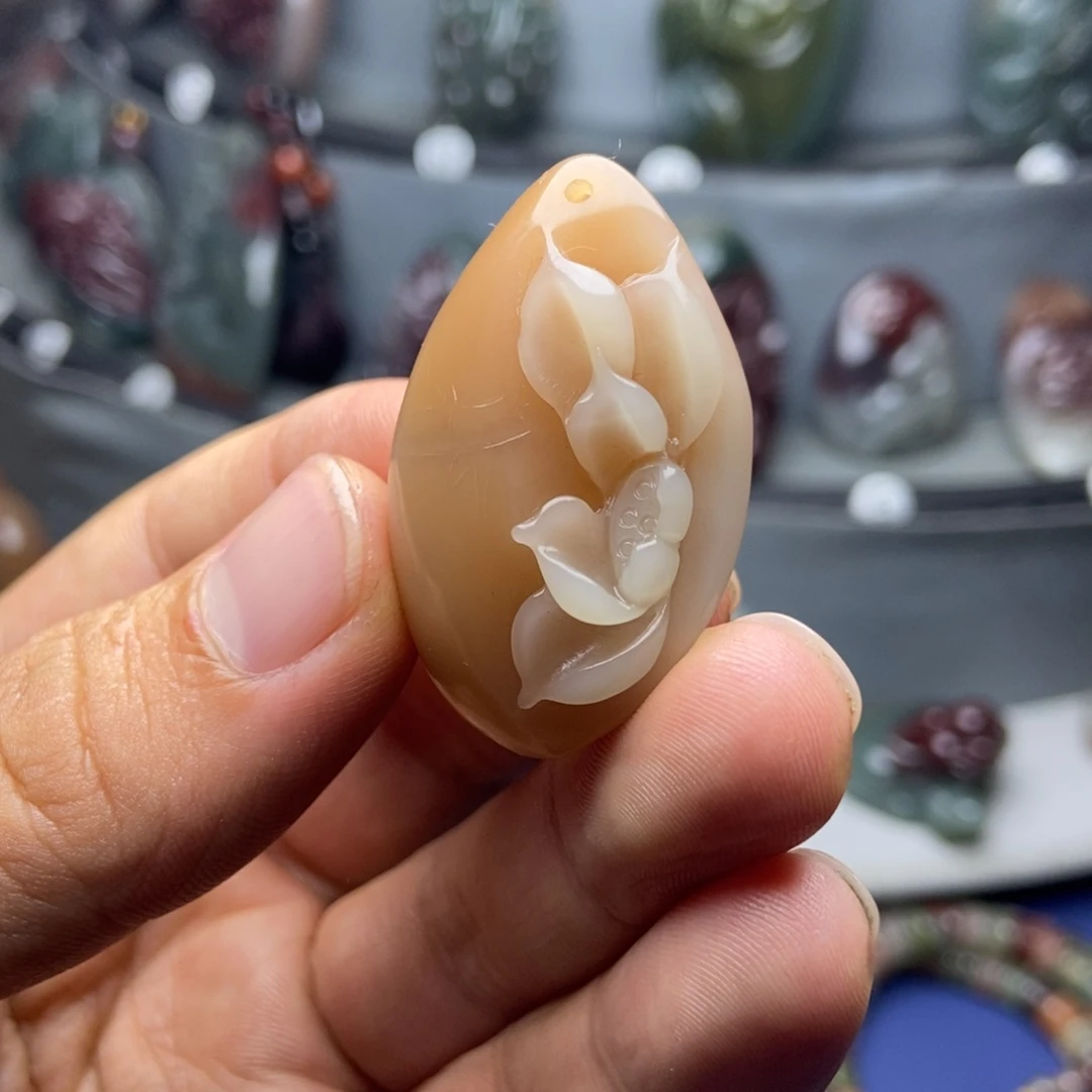 未镶嵌颈饰玛瑙/玉髓