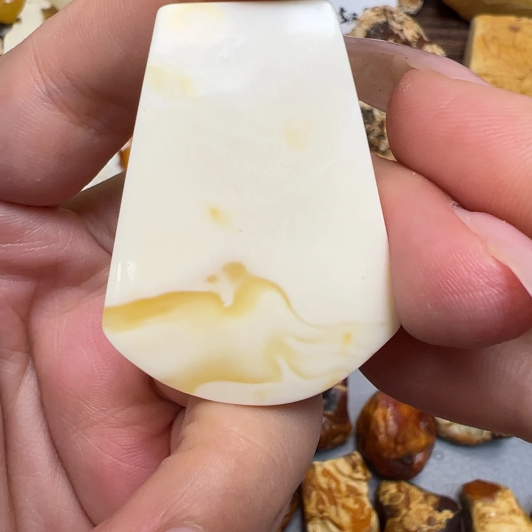 未镶嵌定制琥珀蜜蜡