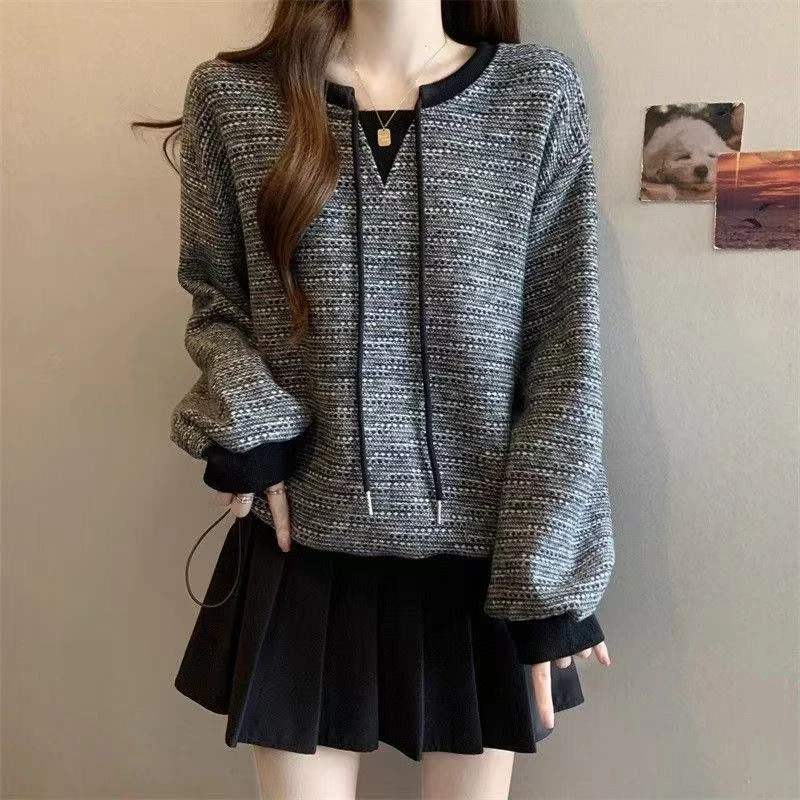 大码女装遮肚子洋气设计感长袖卫衣女秋冬胖妹妹宽松显瘦百搭上衣