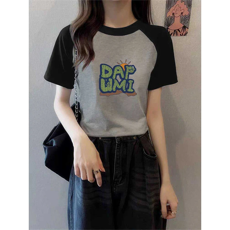 2025夏季撞色溜肩圆领短袖T恤女时尚百搭减龄修身显瘦打底衫上衣