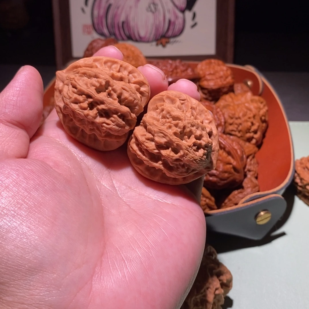 骑***式吊坠文玩核桃全品39货头梨木台