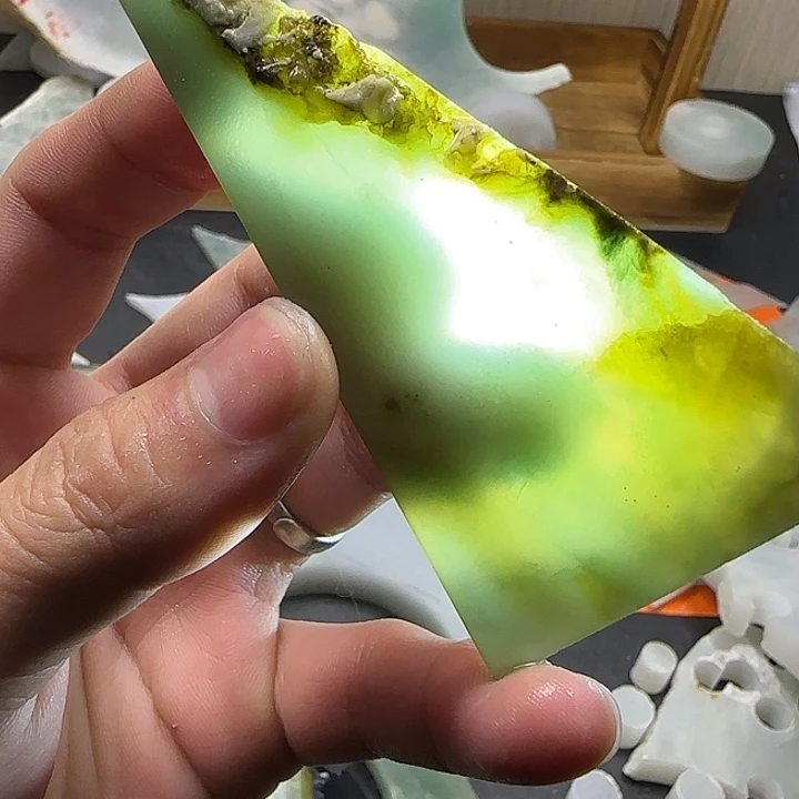 翡翠未镶嵌颈饰纯天然缅甸翡翠