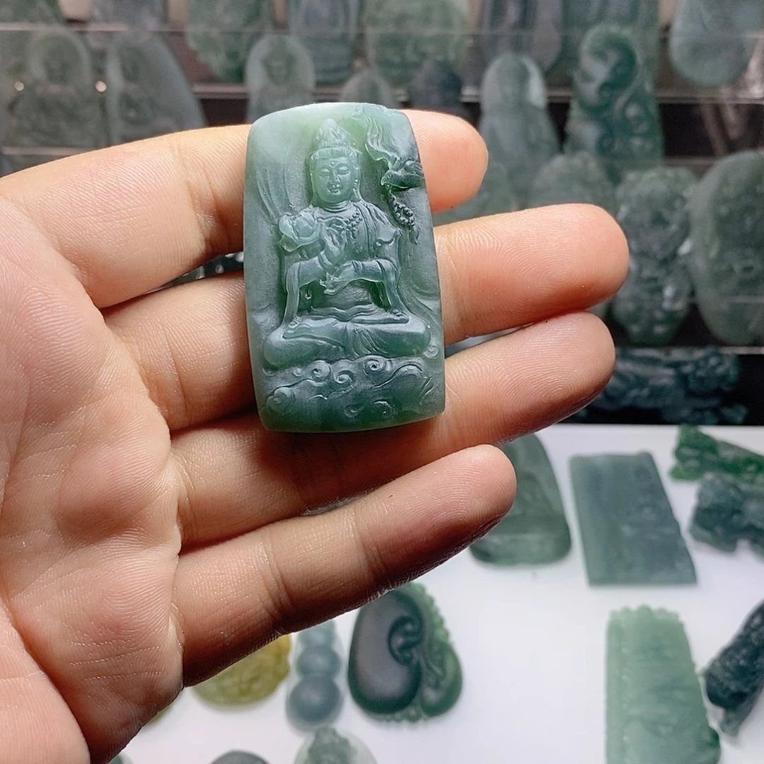 定制翡翠未镶嵌观音