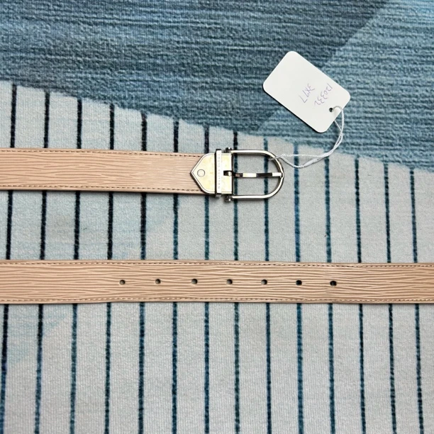 95新 LouisVuitton/路易威登 LV杏色纹路腰带