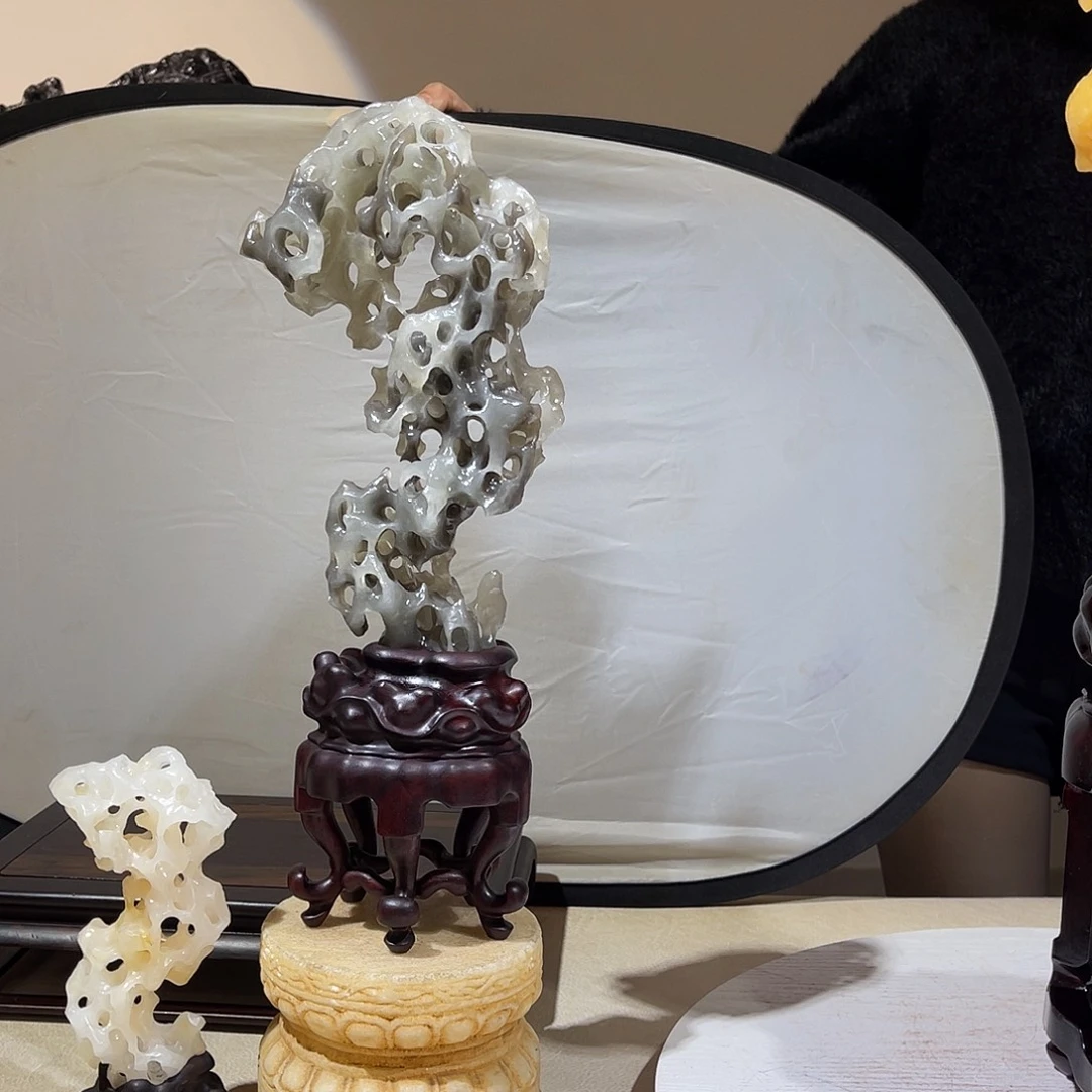 娑***辻太湖石摆件，高，39。 宽，16