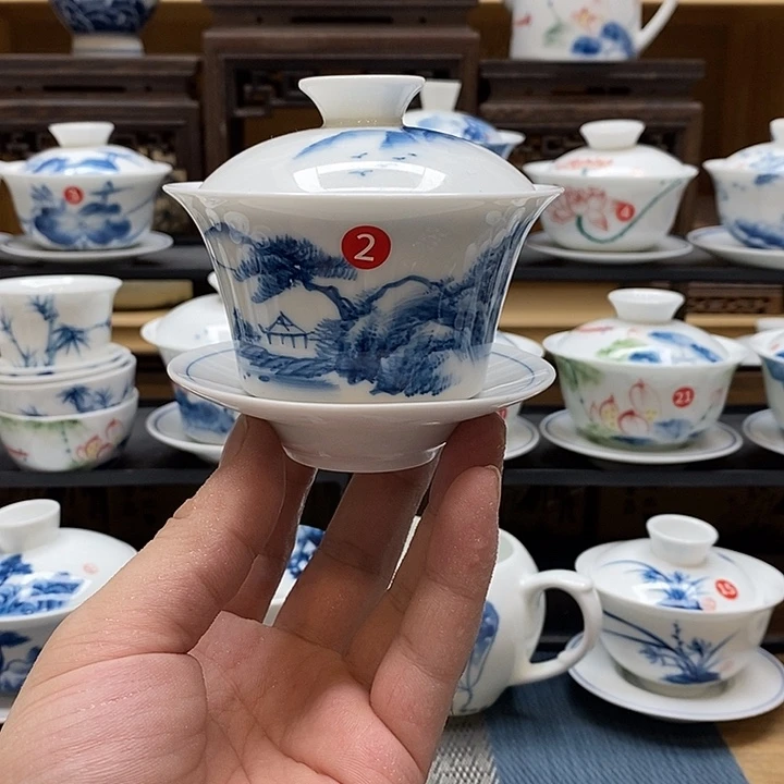 手绘微瑕山水盖碗