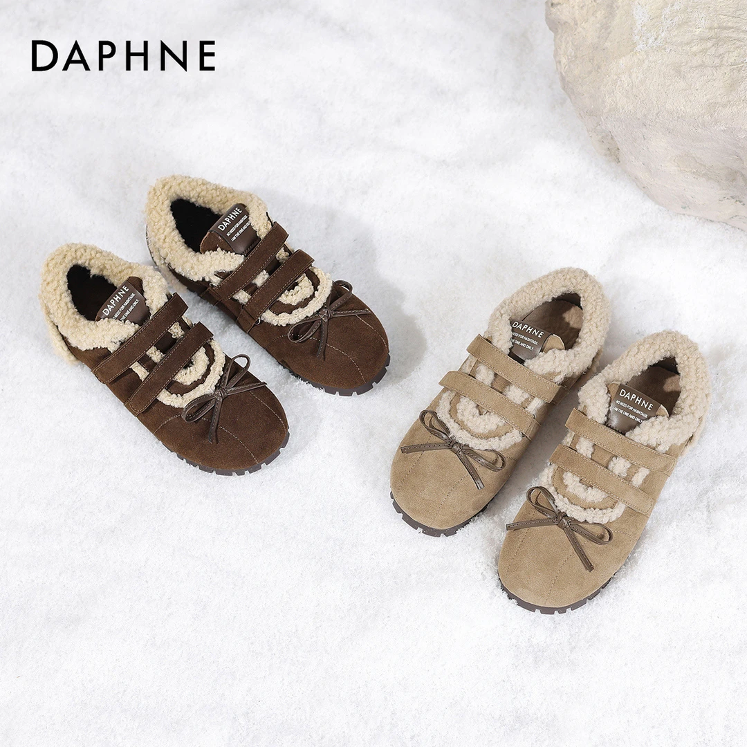 达芙妮2025年秋季新款方头粗跟短靴复古高级感设计时尚百搭时装靴